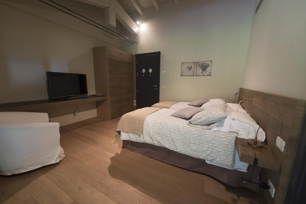 Agriturismo Locanda Del Pesco Collebeato 部屋 写真